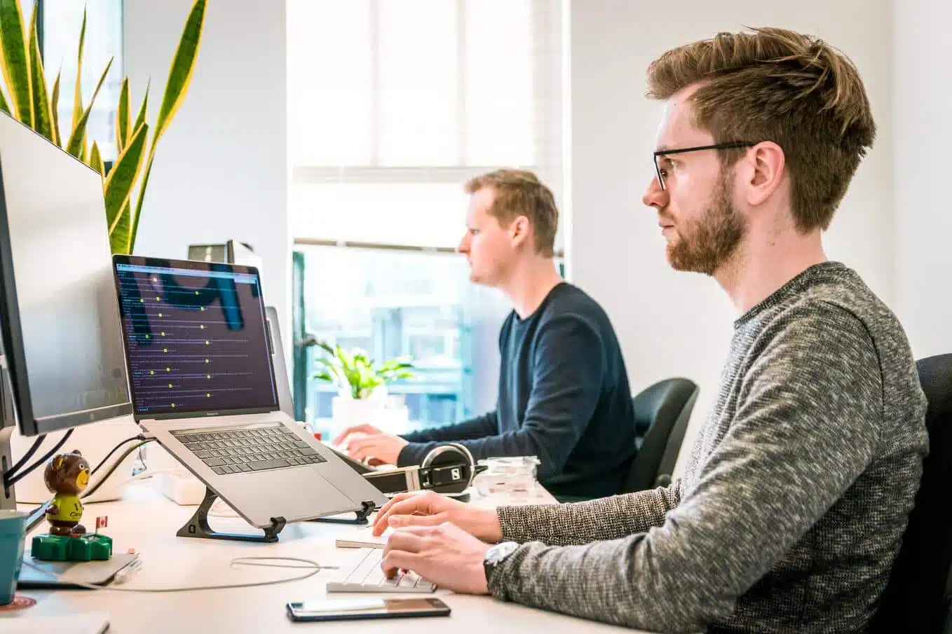 Remote Solar Sales – how to close more deals from your desk